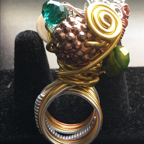 THE PINEAPPLE 🍍 RING - Picture 6 of 7